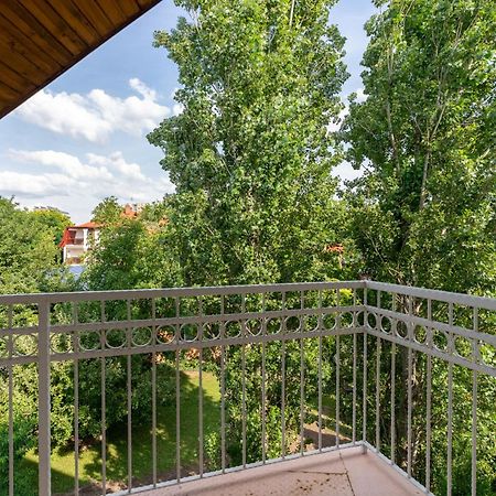 ハイデゥソボスロー Izabella Panzio Bed & Breakfast エクステリア 写真